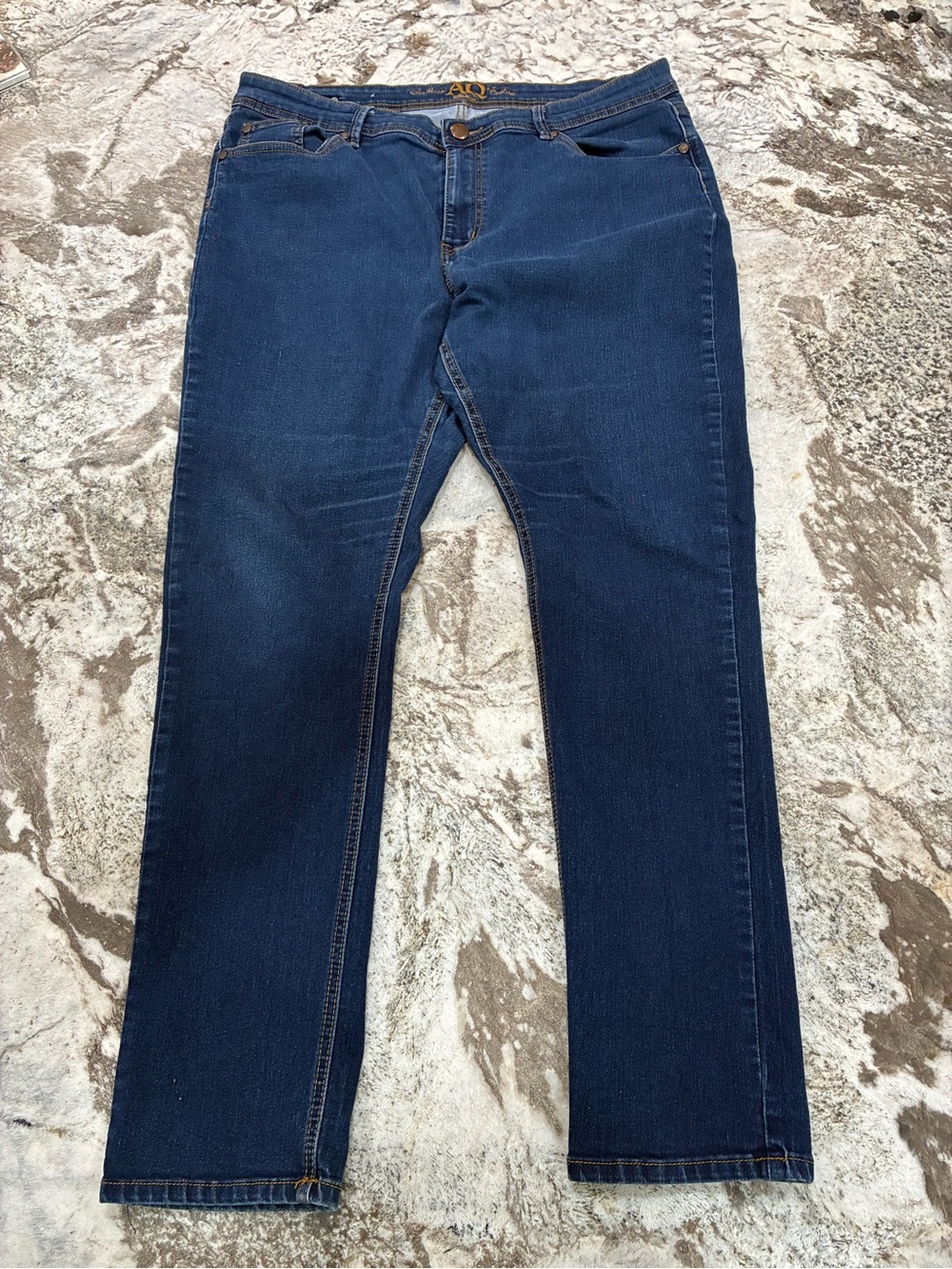 Women’s Dark Blue Straight-Leg Jeans size 20- 0001